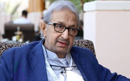 سقوط منزل عائلته بالسيدة زينب يعيد نور الشريف للواجهة بعد 10 سنوات من وفاته