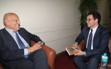 مجدي يعقوب عن تمثاله في الكيت كات: «ما أستحقش كل ده.. أنا بس بحب مصر وعملي»