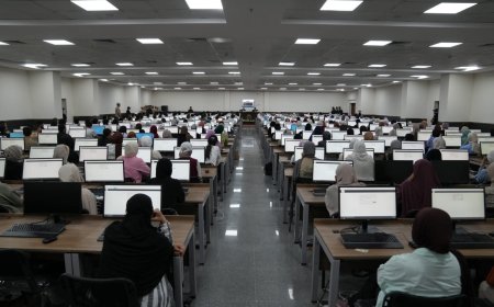 من الأكاديمية العسكرية.. وزير الاتصالات يُطلق أولى خطوات انتقاء «الرواد الرقميين» من بين 40 ألف متقدم