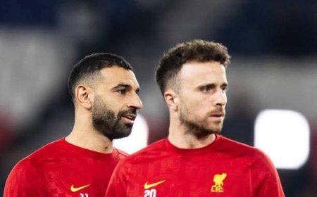 محمد صلاح يقطع إجازته ويعود إلى إنجلترا بعد وفاة دييجو جوتا.. وليفربول يُصدر بيانًا رسميًا