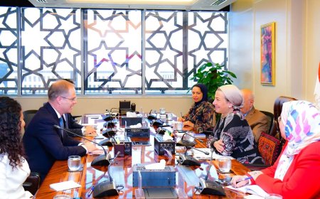 البيئة تقود بوصلتها نحو الاستثمار الأخضر: مصر وبريطانيا تبحثان آفاقًا جديدة للتحول المستدام