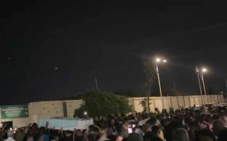 جنازة مهيبة للدكتور ميمي عبد الرازق.. آلاف يودعون «أب الكرة البورسعيدية»