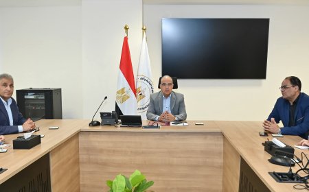 وزير الري: حظر التعديات وتطوير الكورنيش وفق ضوابط دقيقة لحماية النيل