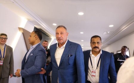 بعثة الأهلي تصل تونس برئاسة الخطيب.. واستبعاد وسام أبو علي لأسباب انضباطية