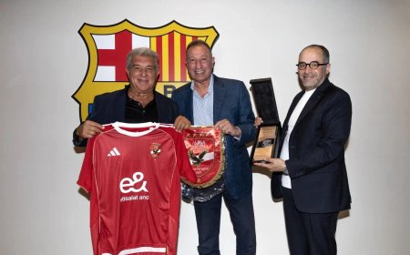 الخطيب يقترح مباراة بين الأهلي وبرشلونة في افتتاح استاد القرن الجديد