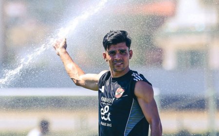 أشرف بنشرقي: أحلم بالتتويج بدوري أبطال إفريقيا مع الأهلي.. ومواجهة الزمالك لحظة فارقة