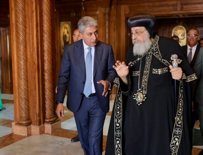 مصر تحتفي بجذورها: وزير السياحة يشارك شباب المهجر في رسالة انتماء وعراقة