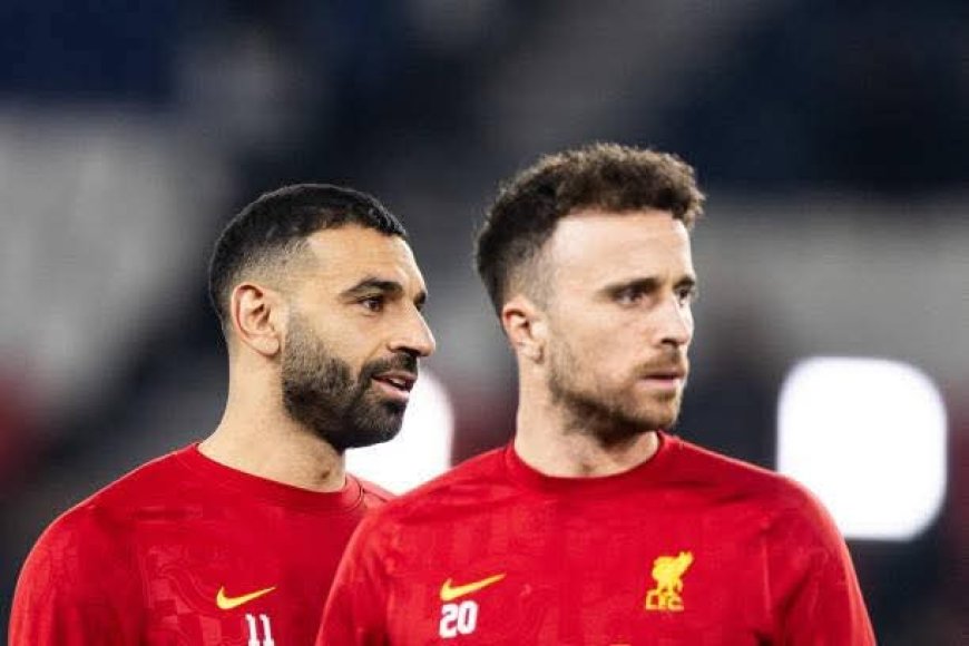 محمد صلاح يقطع إجازته ويعود إلى إنجلترا بعد وفاة دييجو جوتا.. وليفربول يُصدر بيانًا رسميًا