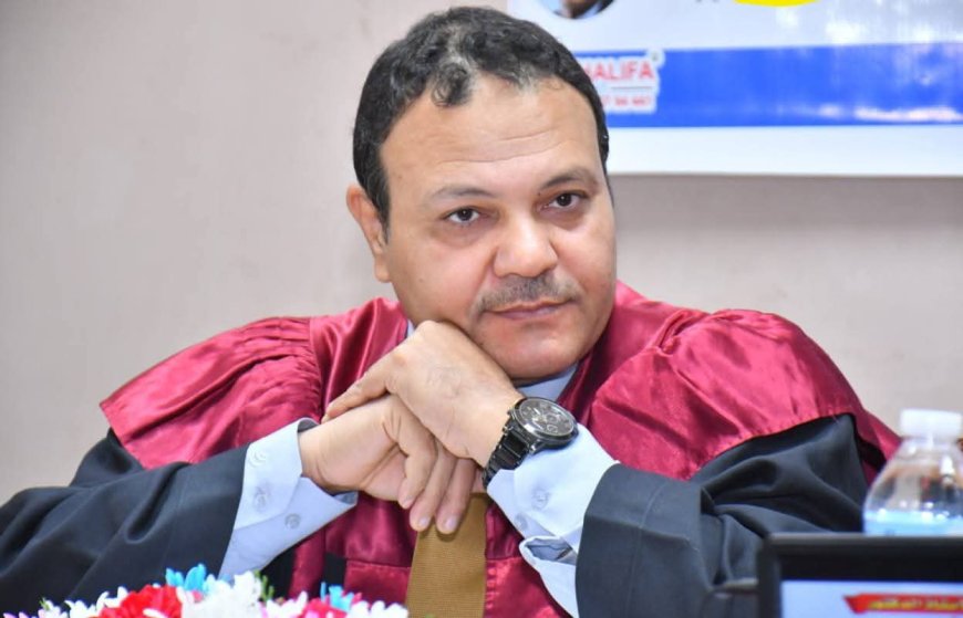 حسين عاشور يحصل على الدكتوراه بمرتبة الشرف الأولى في تكنولوجيا الصحافة من إعلام المنصورة