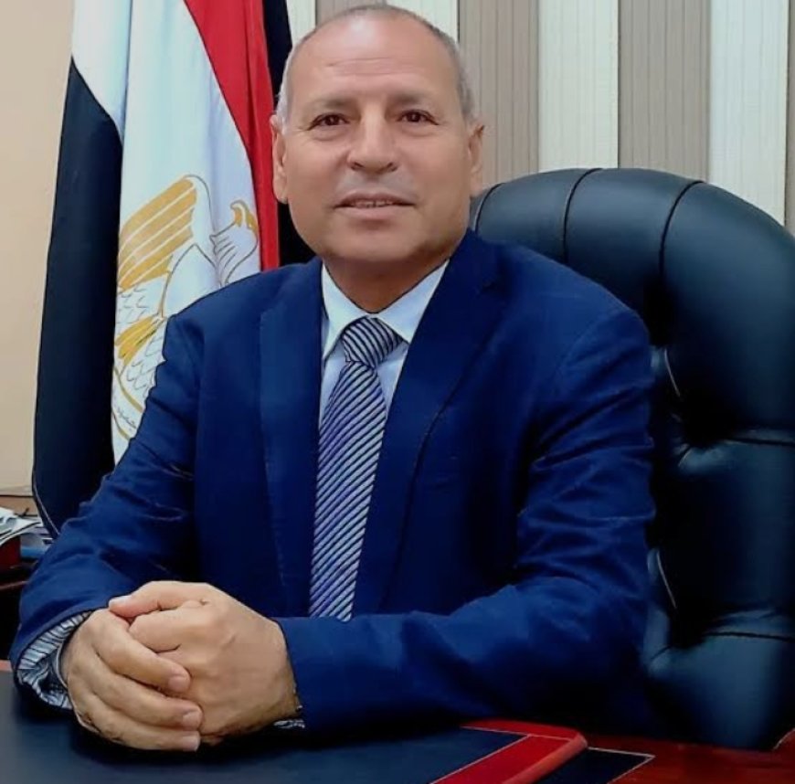 محافظ القاهرة يهنئ أوائل الدبلومات الفنية ويشيد بتفوق الصم وضعاف السمع