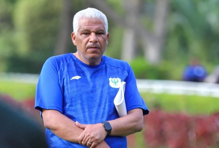 وفاة ميمي عبد الرازق المدير الفني السابق للمصري عن عمر 65 عامًا