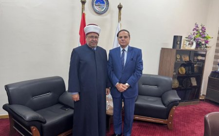 الأمين العام لرابطة الجامعات الإسلامية يستقبل رئيس المحكمة الشرعية العليا بفلسطين