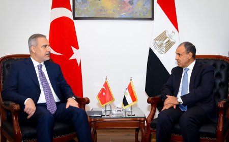 العلمين تستضيف مباحثات مصرية تركية لتعزيز الشراكة