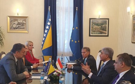 زيارة تاريخية لوزير السياحة المصري إلى سراييفو بعد غياب