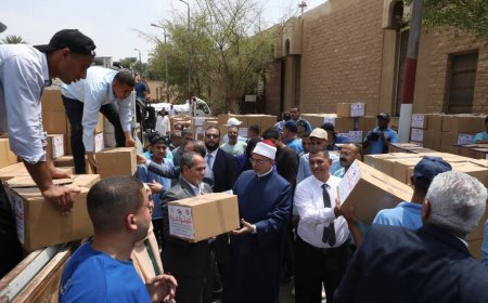 رئيس جامعة الأزهر يتفقد القافلة الإغاثية السادسة لدعم غزة تنفيذًا لمبادرة «أغيثوا غزة»