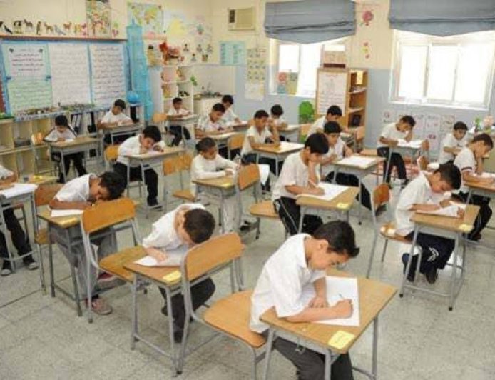 أولياء أمور يطالبون وزير التعليم ومدير تعليم الجيزة بإلغاء قرار تحويل الدراسة للفترة المسائية