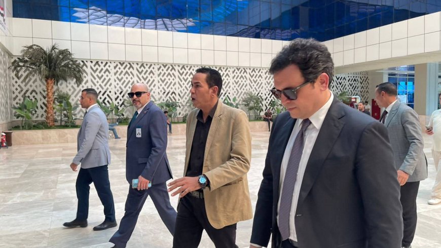 وزير الثقافة يرافق تشييع جثمان صنع الله إبراهيم ويصفه بـ«الخسارة الفادحة»