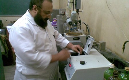 أحمد بدر نصار يكتب : الباحث محمد فهمي ..هل نحاربه أم ندعمه؟!