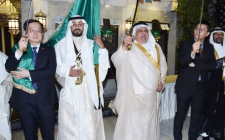 د. علي الناقور يحتفل باليوم الوطني السعودي الـ95 في جدة بحضور مسؤولين وسفراء ووجهاء المجتمع