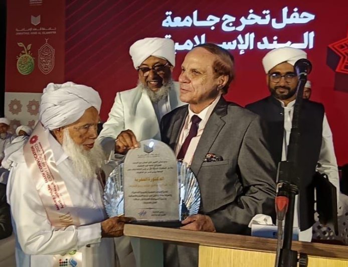 جامعة الهند الإسلامية تمنح الدكتور سامي الشريف الدكتوراه الفخرية تقديرًا لإسهاماته الأكاديمية والإعلامية