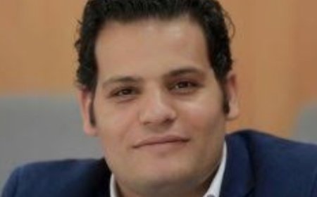 مصطفى صلاح يكتب: محمود سعد الدين.. سيرة الصعود الهادئ من قلب الطين إلى ضمير الكلمة