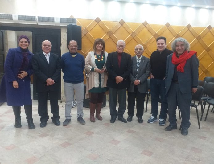 مناقشة ديوان «العشق الشافي» للشاعرة نجلاء أحمد حسن بمكتبة القاهرة الكبرى