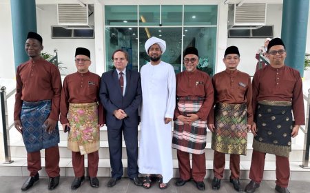 الأمين العام لرابطة الجامعات الإسلامية في جولة آسيوية لتعزيز الشراكات الأكاديمية مع الجامعات الماليزية