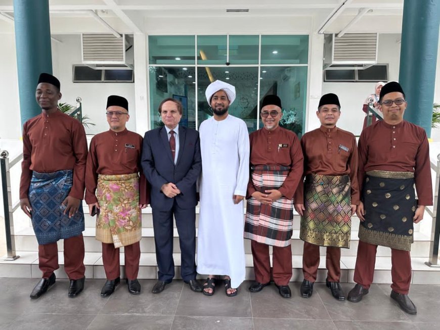 الأمين العام لرابطة الجامعات الإسلامية في جولة آسيوية لتعزيز الشراكات الأكاديمية مع الجامعات الماليزية