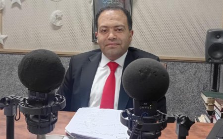 محمد عبدالحكم ينضم إلى إذاعة القرآن الكريم.. صوت إذاعي جديد يعزز المحتوى الهادف
