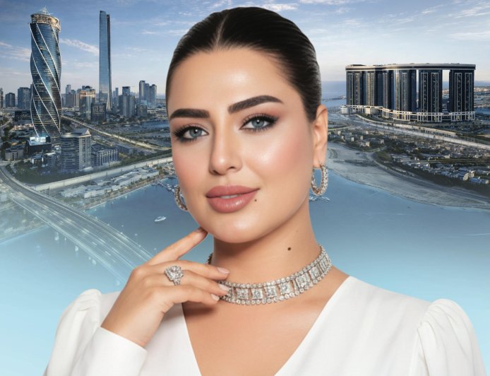 مصطفى صلاح يكتب: منى العمدة… الإعلام يعبر بالأحلام نحو الاستثمار العربي