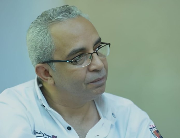 مصطفى صلاح يقرأ جمال الغيطاني من بوابة القاهرة.. «ملحمة الروح والمدينة» رحلة في أسرار المكان والذاكرة
