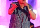 حفل كامل العدد.. حكيم يشعل مهرجان دقة الدولي في تونس وسط تفاعل جماهيري استثنائي